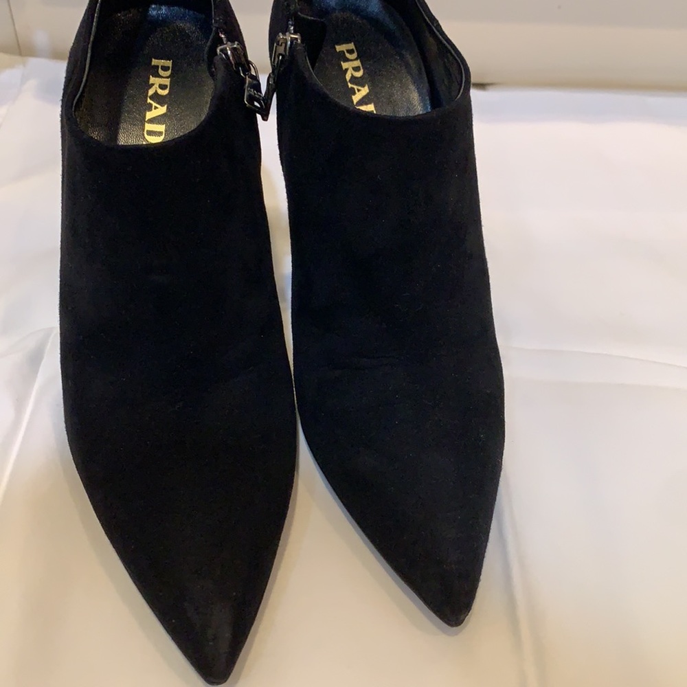 Prada black suede bootie. Sz 36. Amazing ! - Picture 9 of 13